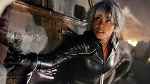Η Halle Berry ξεκαθάρισε το τοπίο για την επιστροφή της ως Storm