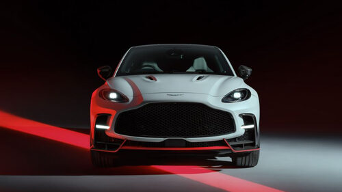 Η Aston Martin DBX S δεν καταλαβαίνει από όρια