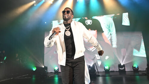 Η δίκη του Sean Diddy Combs ξεκίνησε με φρικιαστικές λεπτομέρεις από την σύντροφό του