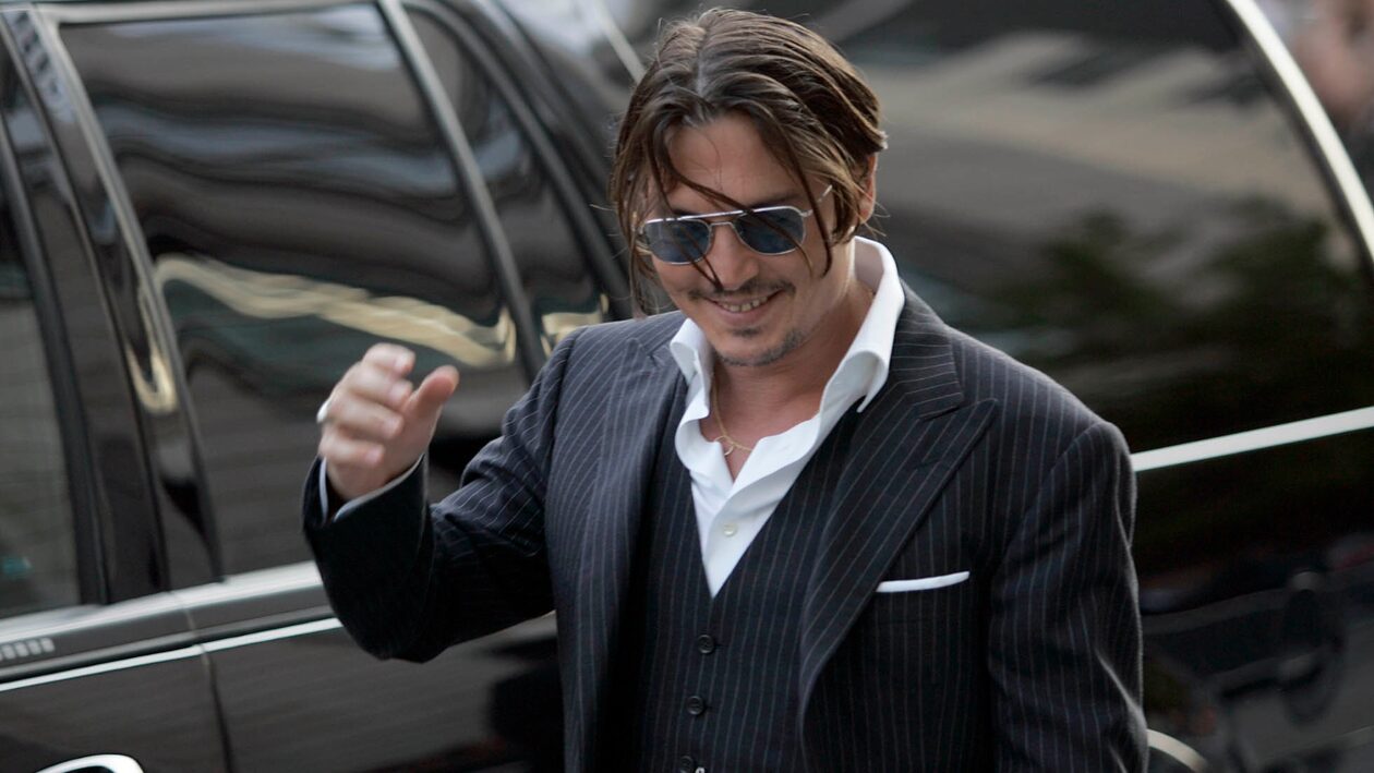 Johnny Depp: Το απόλυτο ανδρικό style icon που σπάει τα στερεότυπα