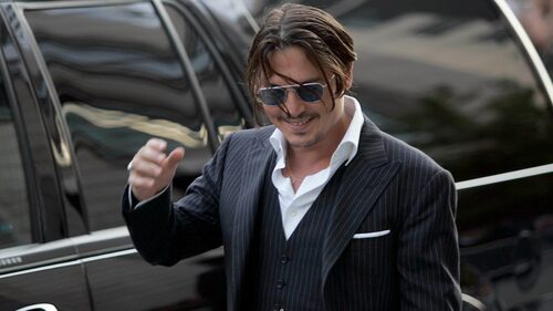 Johnny Depp: Το απόλυτο ανδρικό style icon που σπάει τα στερεότυπα