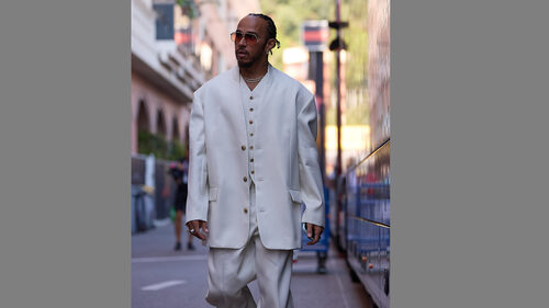 Η Calvin Klein έντυσε τον Lewis Hamilton για το Grand Prix της Formula 1 στο Μονακό
