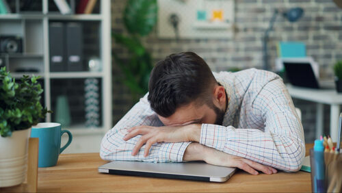 Πώς θα σου περάσει άμεσα ο πονοκέφαλος Πώς θα σου περάσει άμεσα ο πονοκέφαλος