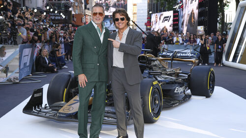 Tom Cruise & Brad Pitt: Τhe Bromance Never Dies