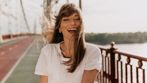 Οι μικρές, απλές πράξεις που μπορούν να μεταμορφώσουν μαγικά τη μέρα σου