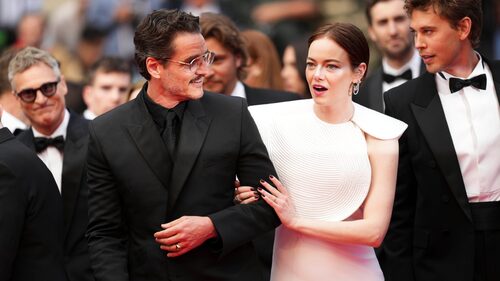 «ΕΜΠΑΙΝΑ», είπε η Emma Stone για τον Pedro Pascal και προφανώς όλες ταυτίστηκαν μαζί της