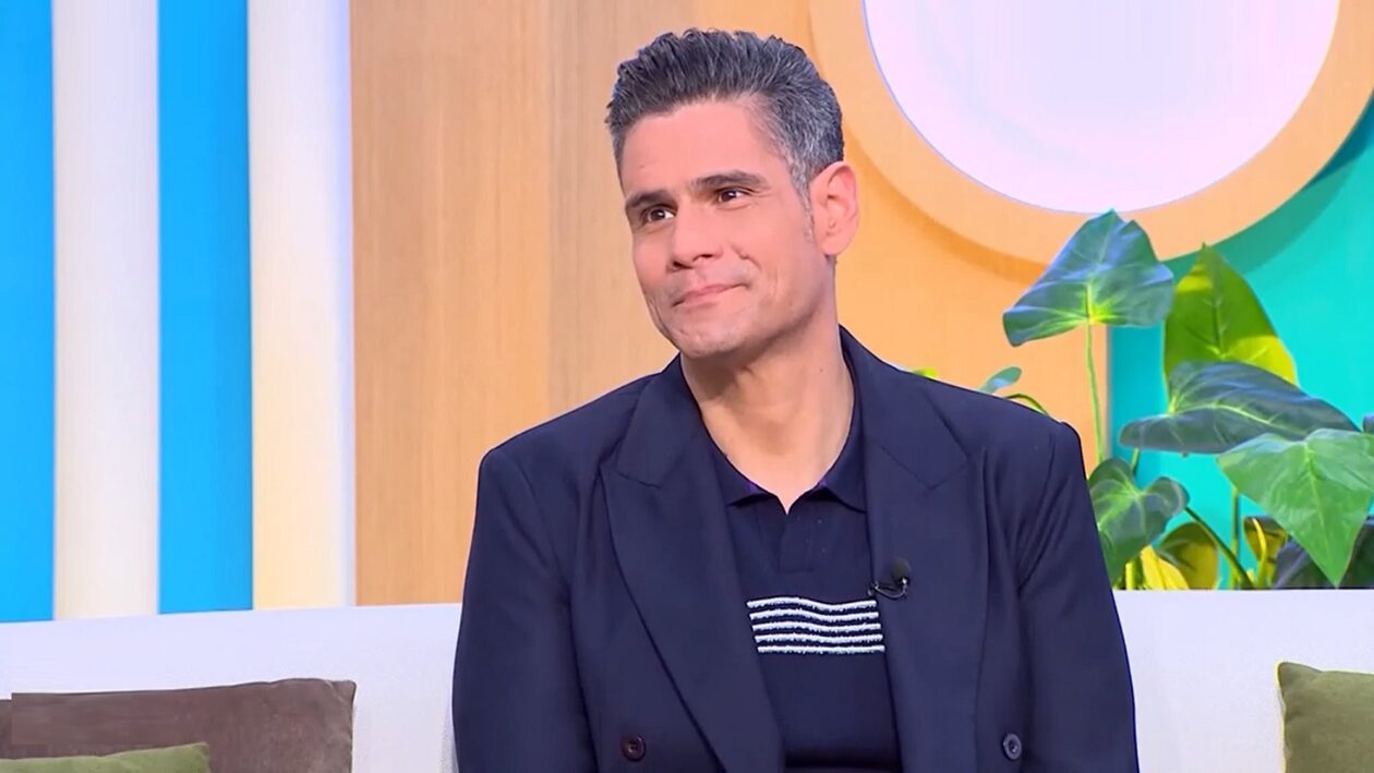 Απελπισμένος ο Δημήτρης Ουγγαρέζος ρώτησε το ChatGTP γιατί είναι μπακούρι