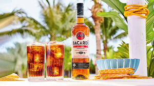 Σαν τη Χαλκιδική με Bacardi δεν έχει!