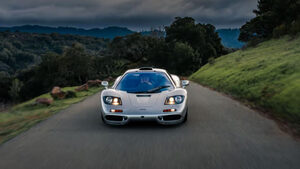 Η McLaren F1 του Larry Ellison είναι ο λόγος που αγαπάς (ακόμα) τα αυτοκίνητα