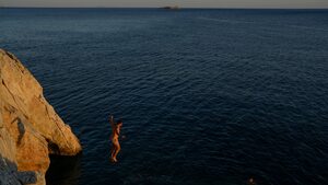 Βρήκαμε όλους τους λόγους που αξίζει να κάτσεις Αύγουστο στην Αθήνα