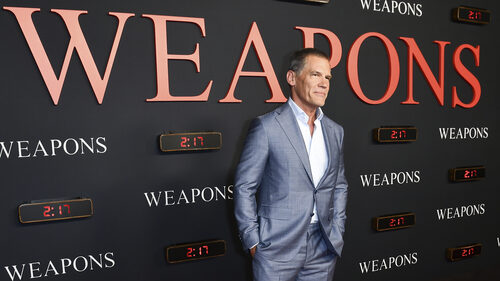 Ο Josh Brolin αφήνει πίσω του τον Thanos και μιλάει για τον εφιάλτη του «Weapons»