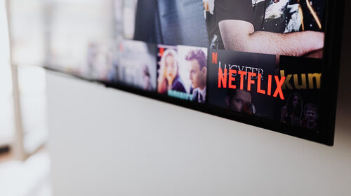 Οι 10 δημοφιλέστερες σειρές του Netflix αυτή τη στιγμή