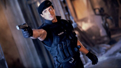 Όλα τα πράγματα που προέβλεψε το Demolition Man για την εποχή μας