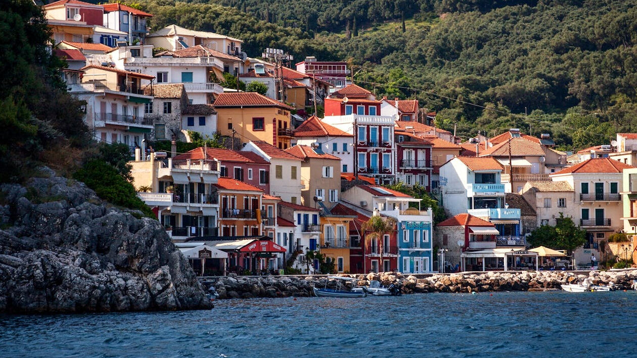 Γιατί η Πάργα είναι ό,τι πιο κοντινό στις ιταλικές ακτές;