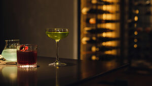 Φθινόπωρο στο ποτήρι: Τα cocktails που θα πιεις φέτος με στιλ