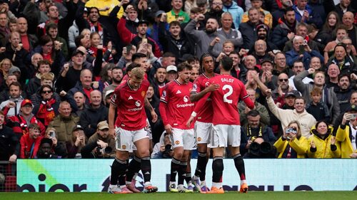 Στο νέο επίπεδο κατάντιας της Man Utd, οι παίκτες θα πλένουν μόνοι τα ρούχα τους