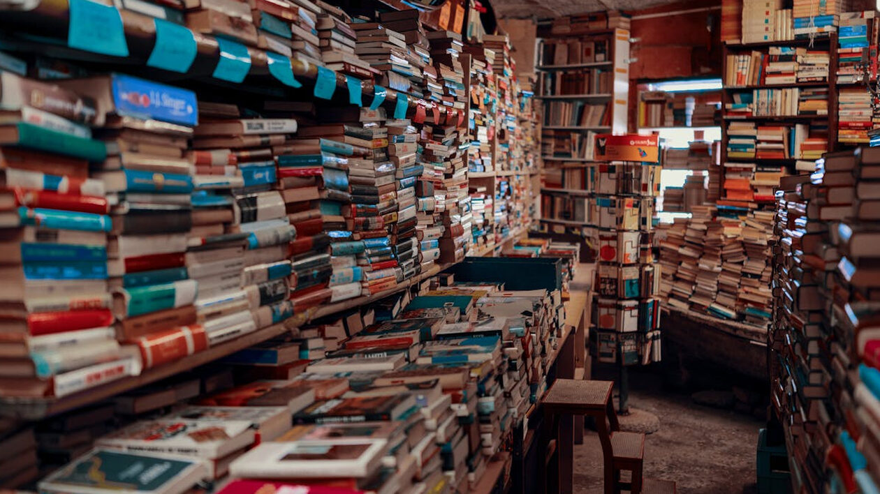 Tsundoku: Η αξία του να αγοράζεις βιβλία που δεν τα διαβάζεις