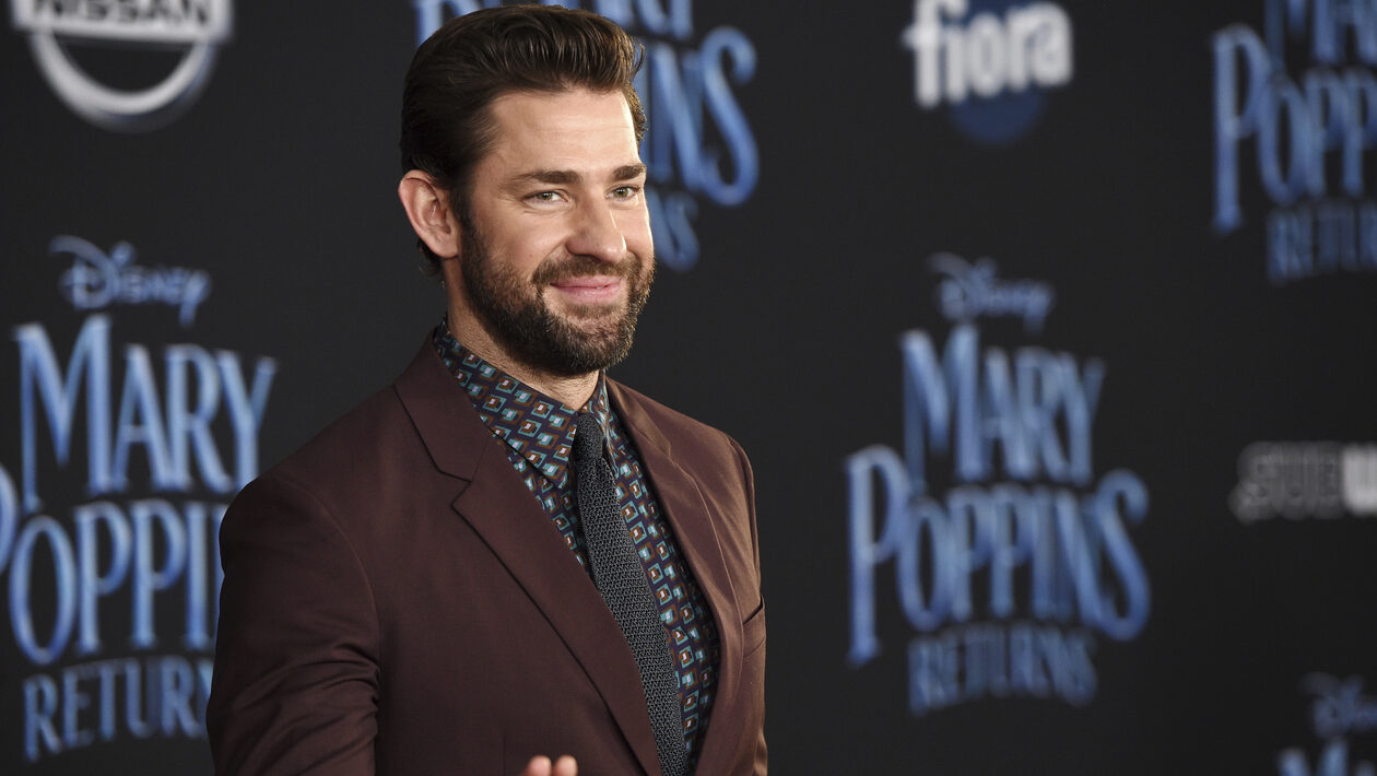 Ο John Krasinski δεν έγινε superhero για να εξελιχθεί σε αληθινό άντρα