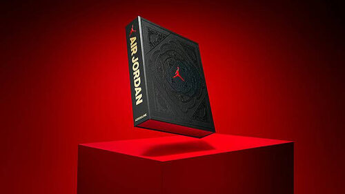 Το βιβλίο “Air Jordan” γιορτάζει την κληρονομιά της αυτοκρατορίας των sneakers του MJ Το βιβλίο “Air Jordan” γιορτάζει την κληρονομιά της αυτοκρατορίας των sneakers του MJ