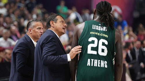 Παναθηναϊκός: Η απλή μέθοδος των (μείον) τριών σέντερ