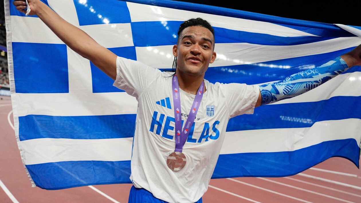 Από "influencers", θέλουμε superstars σαν τον Εμμανουήλ Καραλή