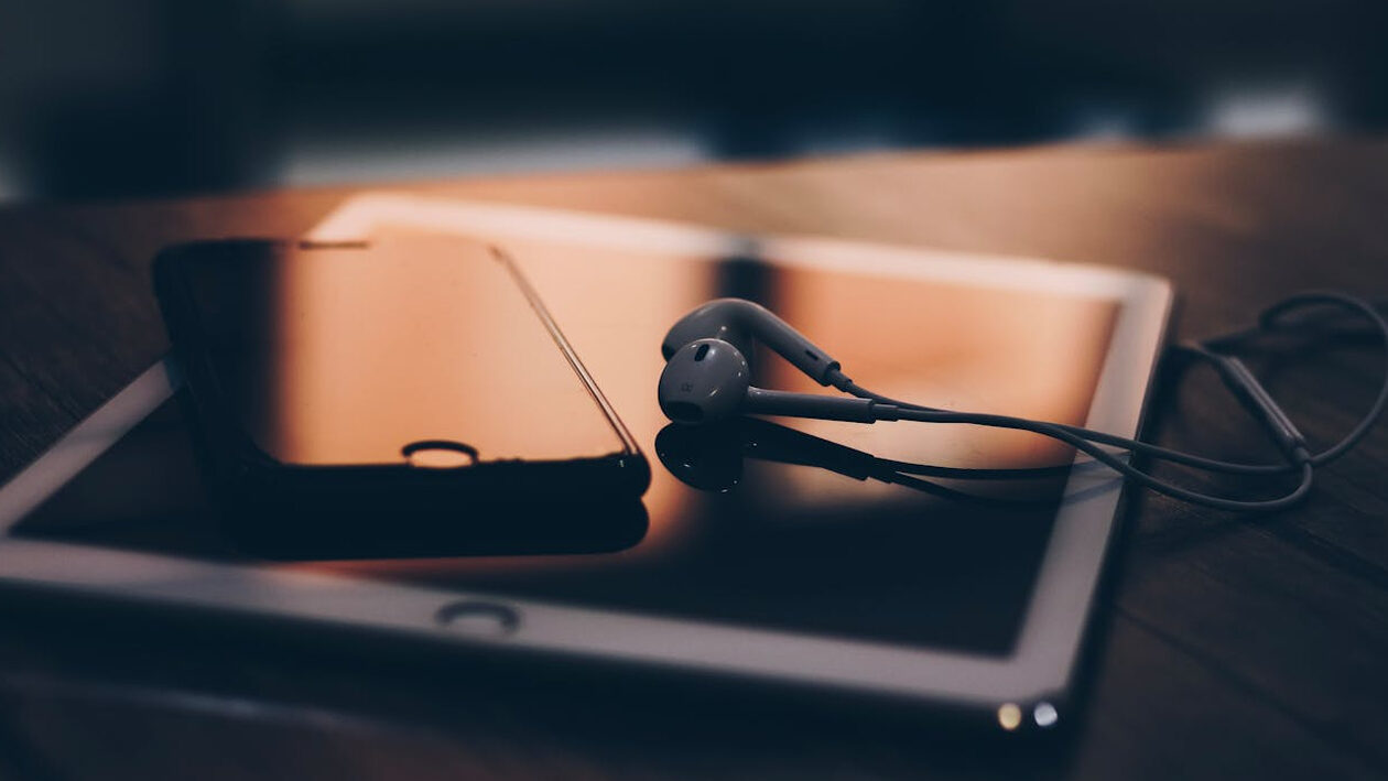 Ειδικός τεχνολογίας προτείνει πώς να κρατήσεις τη μπαταρία «ζωντανή»