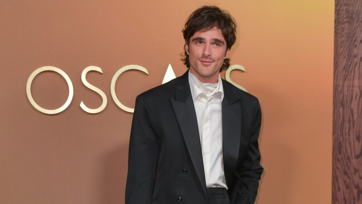 Ο Jacob Elordi ντύνεται περισσότερο σαν τον Φρανκενστάιν παρά σαν το τέρας του Φρανκενστάιν