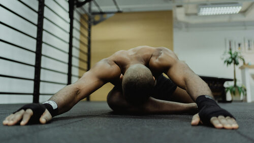 Πόσες φορές την εβδομάδα πρέπει να γυμνάζεσαι για να διατηρήσεις τη μυϊκή μάζα μετά τα 40