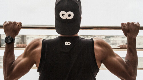 Η καλύτερη άσκηση που μπορείς να κάνεις στο σπίτι για τους ώμους