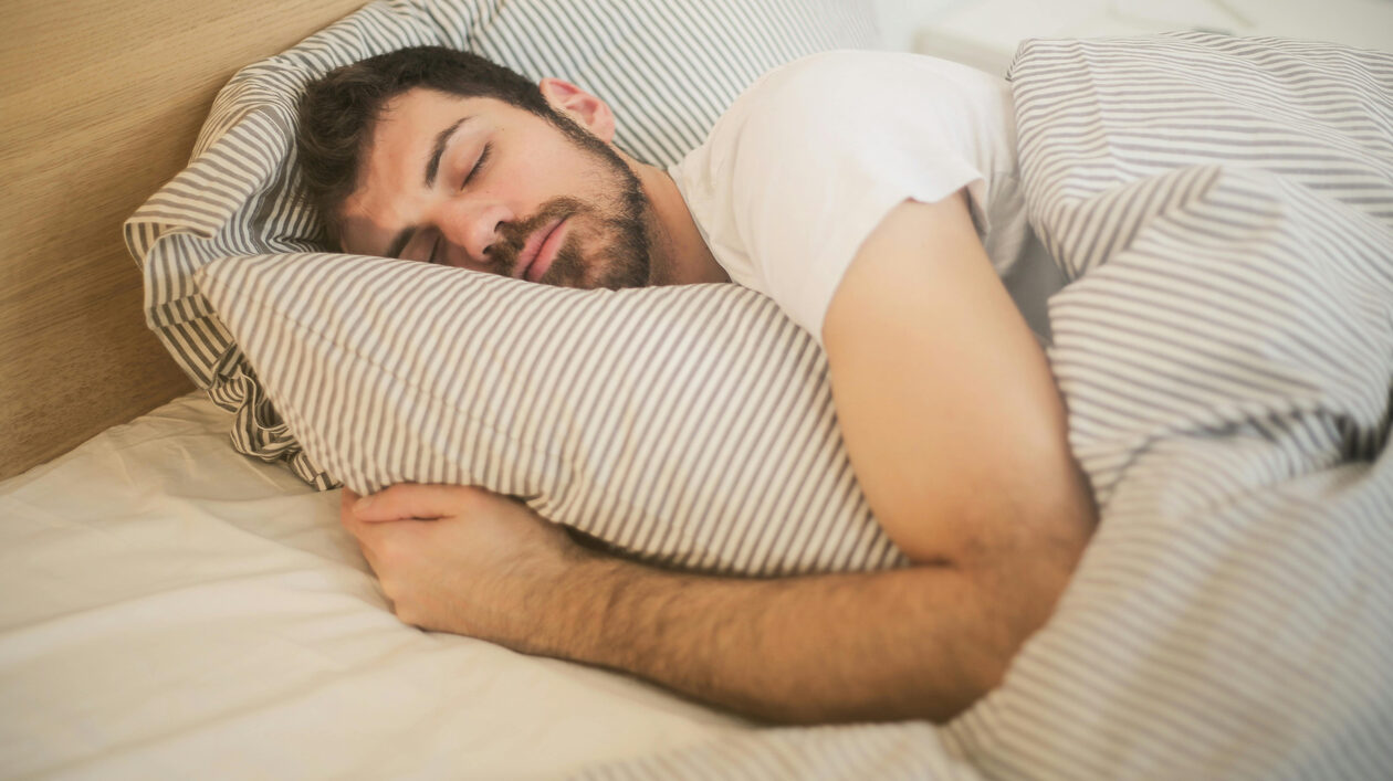 Τι είναι ο κανόνας 333 και πώς επηρεάζει τον ύπνο σου