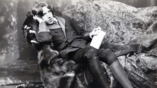 Oscar Wilde: Γιατί παραμένει διαχρονικός και τι μπορεί να μάθει ο σύγχρονος άνδρας από αυτόν;