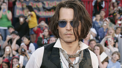 Ο Τζόνι Ντεπ νοσταλγεί τη Βανέσα Παραντί: Ένα μάθημα για τις υγιείς σχέσεις