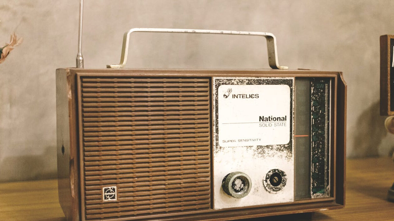 Η Gen Z επιστρέφει στο παρελθόν και το κάνει πιο vintage από ποτέ