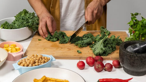 Η διαλειμματική νηστεία «ξυπνά» τον εγκέφαλο και το έντερο