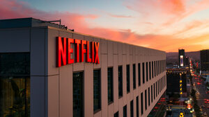 Ξεκινήσαμε: Συνδρομήτρια του HBO Max μήνυσε το Netflix λόγω… Warner!