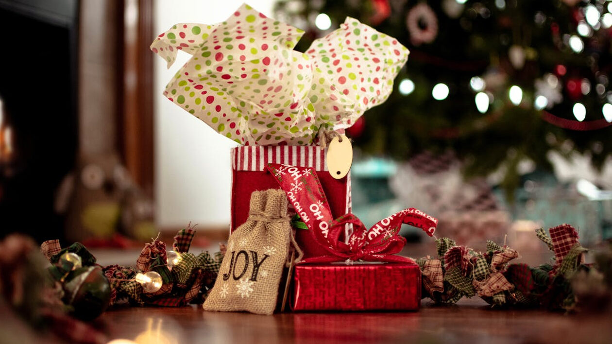 6 δώρα τελευταίας στιγμής για τα Χριστούγεννα: Για εσένα που άφησες τα πάντα στο τέλος