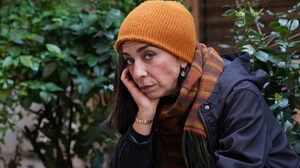 "Έναν συγγραφέα παρακαλώ!"  - Η ξεκαρδιστική σάτιρα του Jean-Pierre Martinez πρώτη φορά στην Ελλάδα