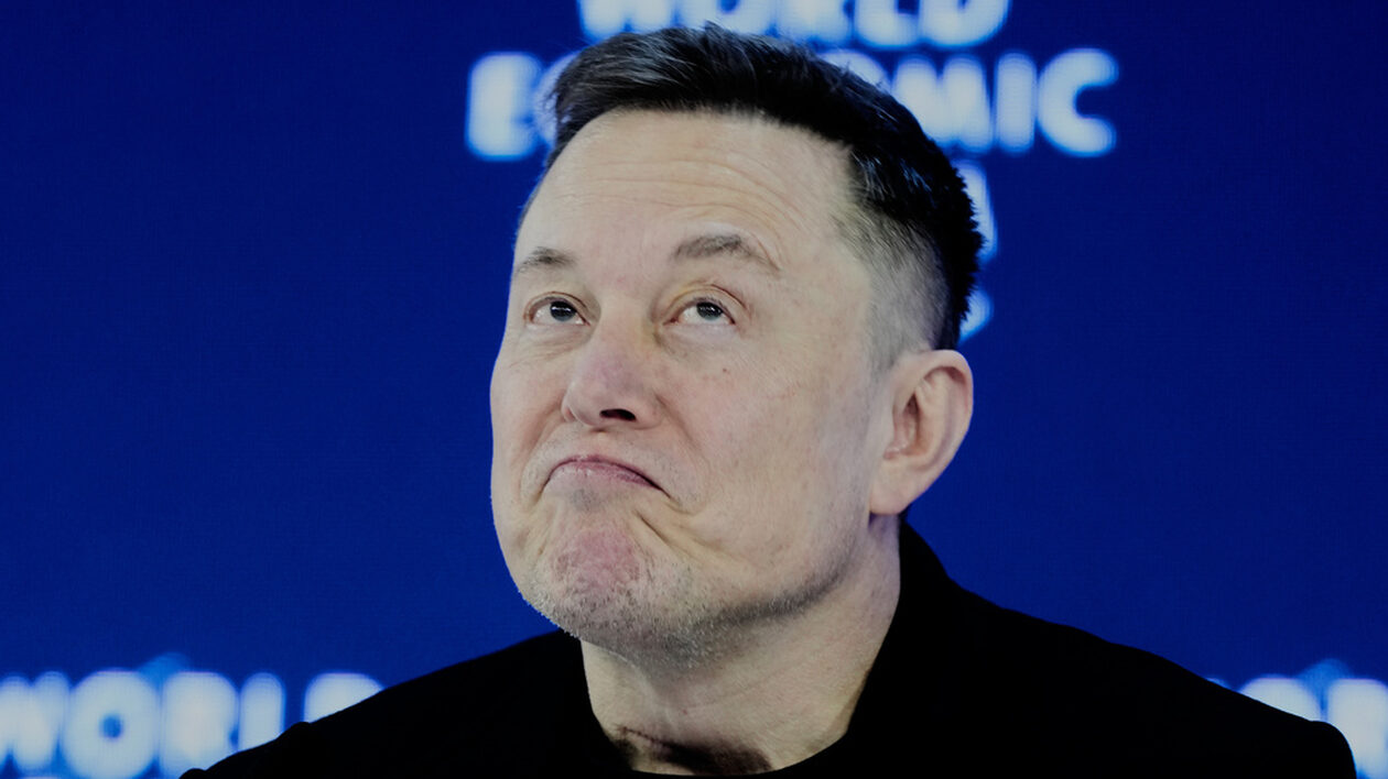 O Elon Musk τα έβαλε με τον Nolan λόγω Ωραίας Ελένης