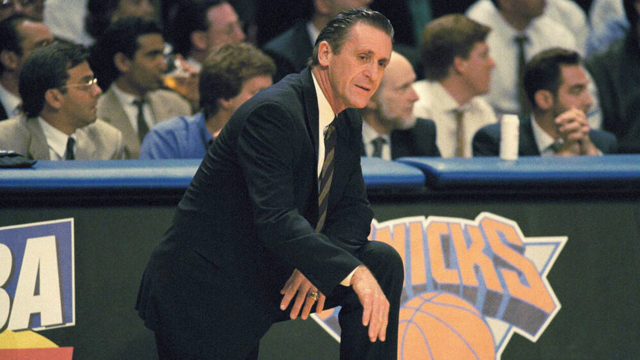 Το κοστούμι κάνει τον κόουτς! Ή μήπως όχι;